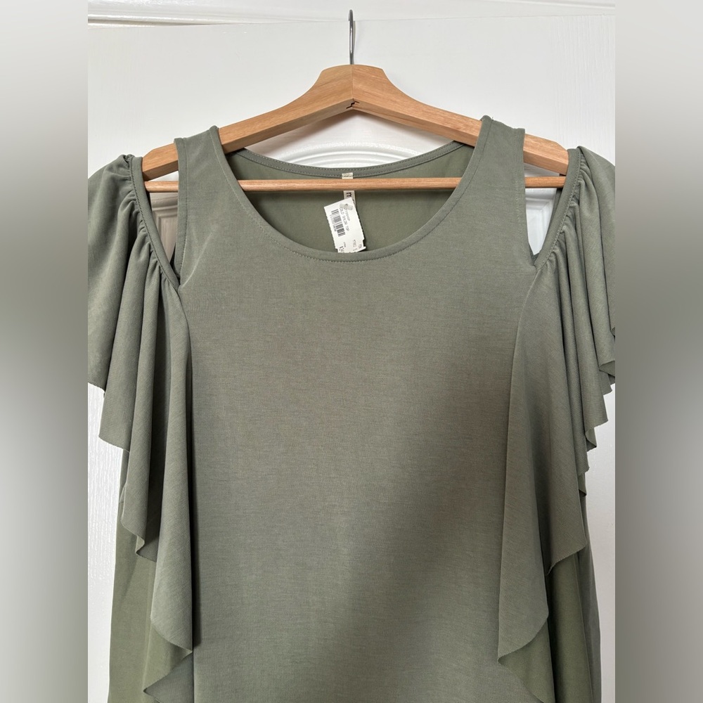 NWT Green Mittoshop “cold shoulder” ruffle sleeve blouse - size S - Picture 4 of 9